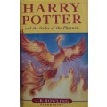 Harry Potter and the Order of the Phoenix.- J K Rowling