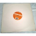 LP, MISTERJON SEACHANGE,EP,Record:VG+,Cover:VG+,Label:Ultimate Dilemma,CAT:UD 002-Press:UK,Electro