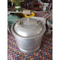 Vintage pressure cooker. Complete wirh attachments