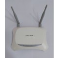 WIRELESS N ROUTER TP-LINK 300 (FREE SHIPPING!)