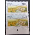 RSA 1989 National Grazing Strategy 40c pair MNH