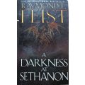 A Darkness at Sethanon - Raymond E. Feist - Softcover - 527 pages