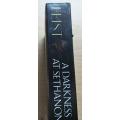 A Darkness at Sethanon - Raymond E. Feist - Softcover - 527 pages