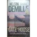 The Gate House - Nelson Demille - Softcover - 707 pages