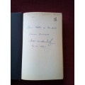 Kas van den Bergh-Omnibus. 1ste omnibus-uitgawe 1983. Geteken. H/B met stofjas. 392 pp.