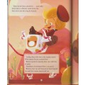 Walt Disney Yearbook 2014 hardcover kids children`s classic story book collectable