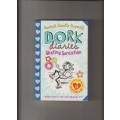 Dork Diaries Skating Sensation by Rachel Renee Russell paperback book teen girl chic humor comedy