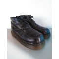 Authentic Dr. Martens Full Grain Leather Ankle Boots Made in England! Size 10 - Excellent Condition!