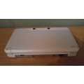 White Nintendo 3DS Console