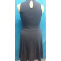 AS NEW!! Ladies `Woolworths` Black Dress Size Medium