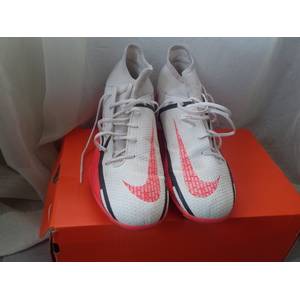 jomo sono king soccer boots price