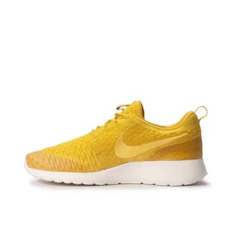 Sneakers - Women's NIKE ROSHE ONE FLYKNIT GOLD 704927 UK Size 4 4) was sold for R550.00 on 14 Mar at 22:01 by Seal The Deal in (ID:331207422)