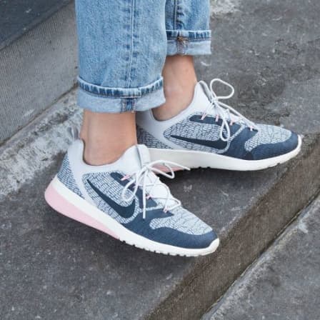 Sneakers - Original Women's Nike CK 916792 400 Armory Blue/ Platinum 5 (SA 5) was sold for R402.00 on 26 Apr at 14:01 by Seal The Deal in (ID:411948786)