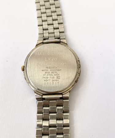 Women's Watches - Watch - Seiko Quartz, 2 Tone Stainless Steel Strap. Big  Round Face was listed for  on 15 Sep at 11:46 by Mollys Loft in  Johannesburg (ID:567565283)