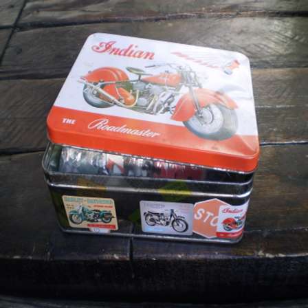 Vintage Toys Indian Roadmaster Motorcycle Vintage Metal Tin With