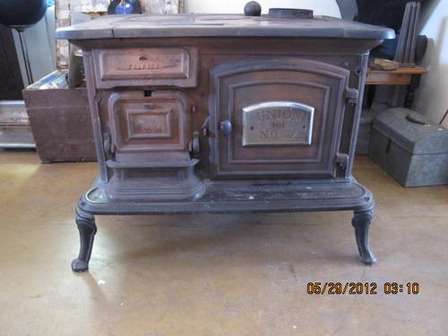 Other Antiques u0026 Collectables - ALL ORIGINAL Union NO. 7 Coal Stove in  working/running order!!! was sold for R4,050.00 on 30 May at 21:46 by Rolux  SA in Johannesburg (ID:66619831)