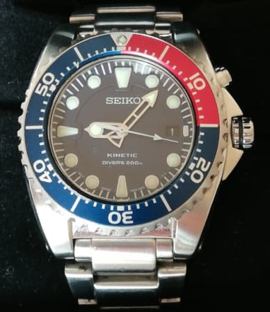 Men's Watches - Seiko Kinetic Diver's 200m SKA369P1 Pepsi Bezel was sold  for R2, on 13 Jun at 16:50 by domgriff in Johannesburg (ID:347787336)