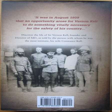 Biographies & Memoirs - A Secret Well Kept: The Untold Story of Sir