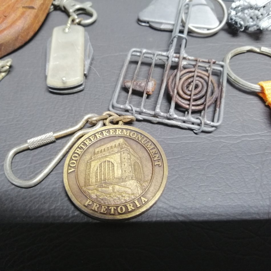 Bar Accessories RARE!!! Massive Global Key Ring Collection!!! Bid for