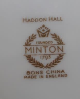 MINTON HADDON HALL GREEN BUTTER DISH - from SUEZYT