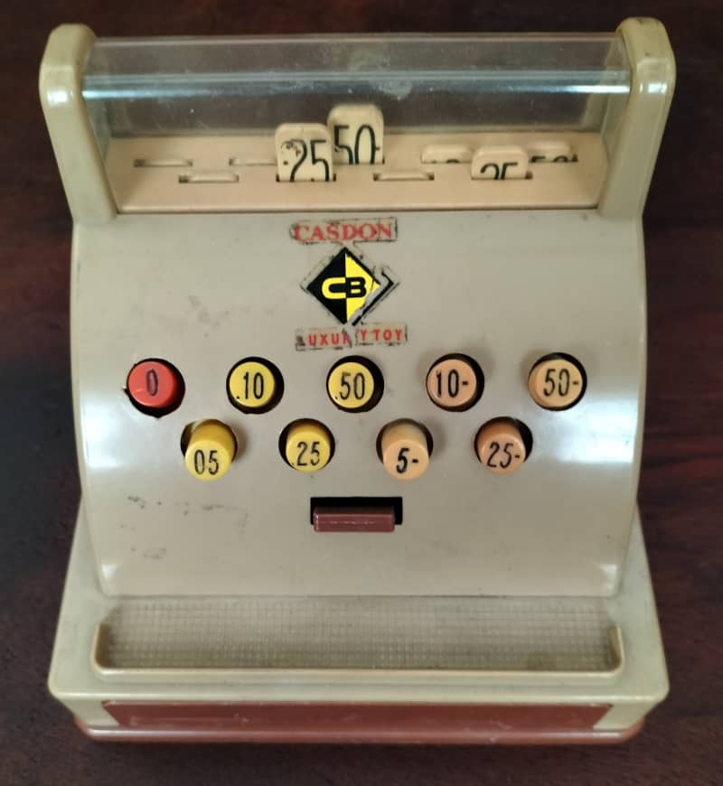 Vintage tin toy cash register
