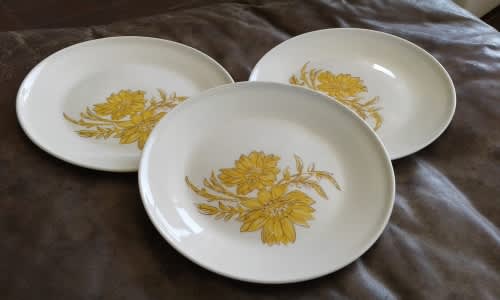 Vintage Saki Fine China Side Plates Japan Yellow Flowers x 3