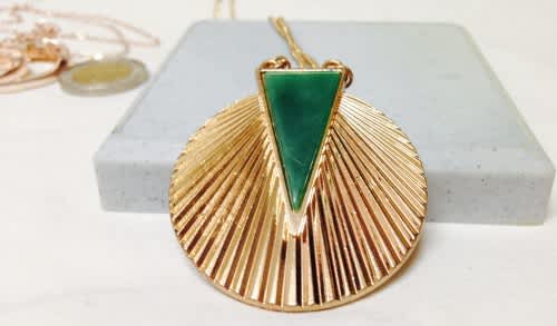 NECKLACE - Egyptian Sunburst PENDANT gold Tone Metal on chain LOOK At My BUY NOW items NO WAIT