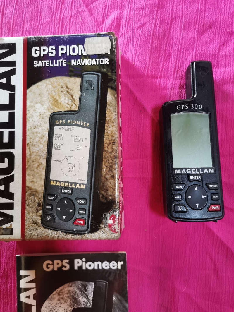GPS Devices GPS 300 MAGELLAN Satellite Navigator was sold for 81.00