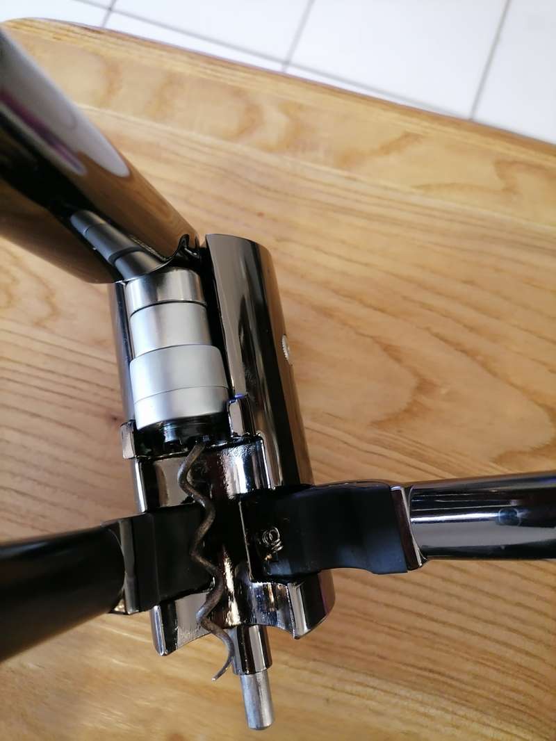 Cork Screws & Bottle Openers Le creuset wine opener with Original Box