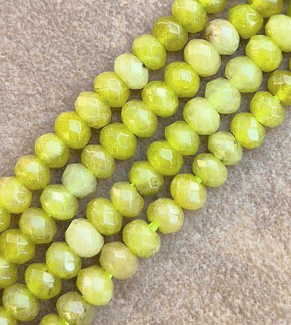 1 Strand (+/-4mm)  Natural  / Malaysia Jade / Dyed / Lime Green / Faceted Rondelle Beads +/- 110pcs