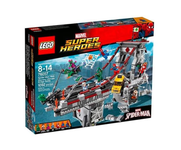 LEGO 76057 Marvel Super Heroes Spider-Man (Discontinued by Manufacturer 2016)