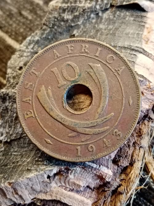 East Africa 1925 10 cents
