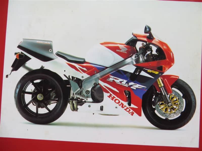 The Illustrated History of HONDA motorcycles - Roy Bacon