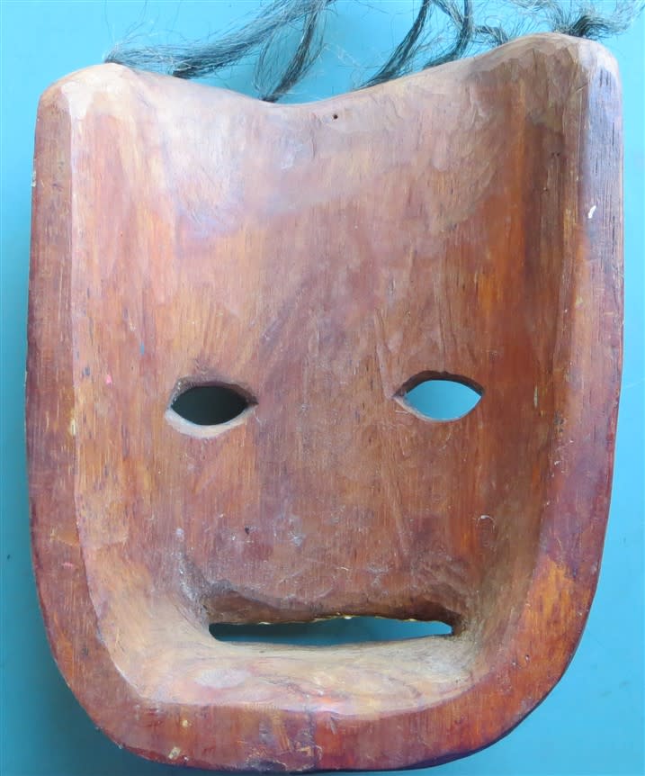 Hawaii / Pacific Islanders Carved Coloured Wood Mask - +-300mm x 190mm