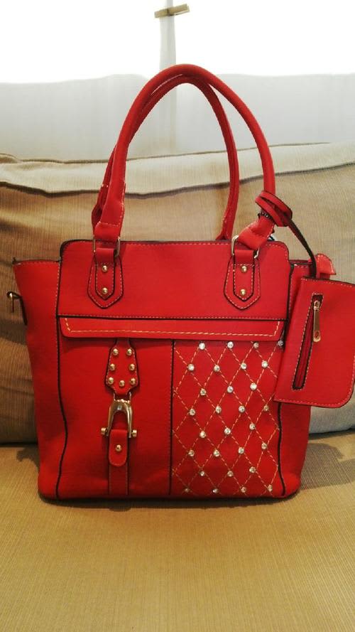 **Stunning Ladies RED 3pc PU Leather Handbag Set**Beautiful Detail & Design**BRAND NEW**