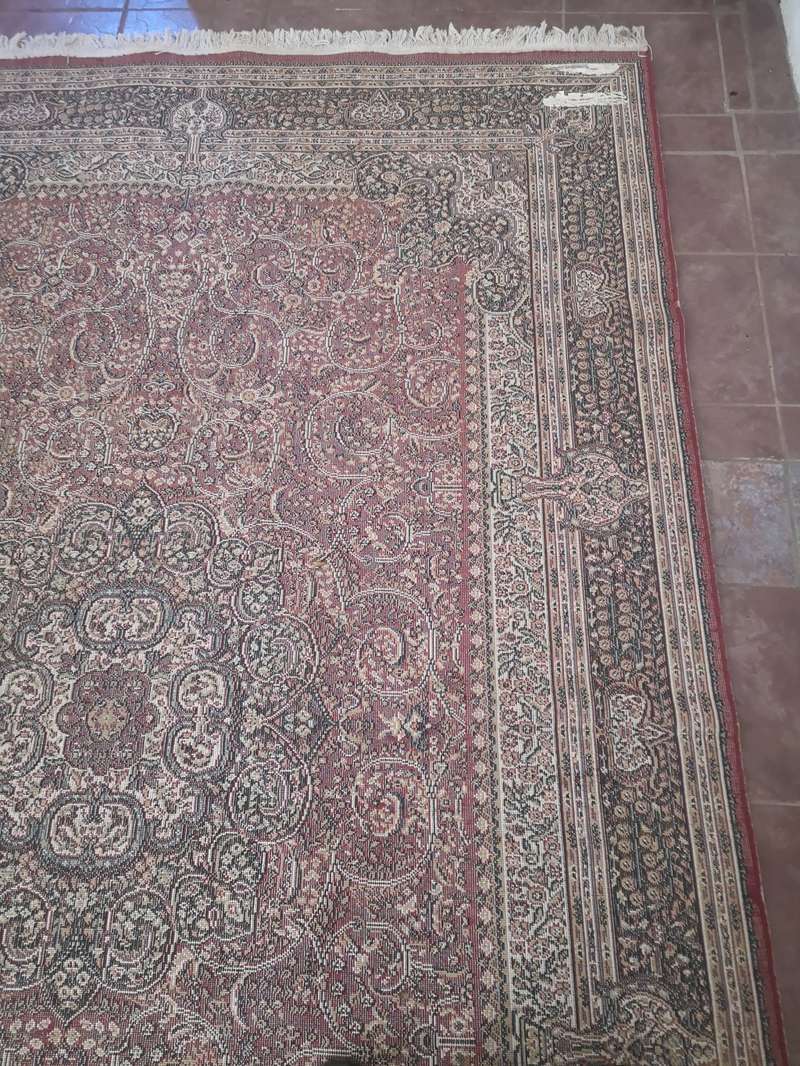 Rugs & Carpets MAGNIFICENT VERY LARGE HANDWOVEN ORIENTAL WOOL CARPET