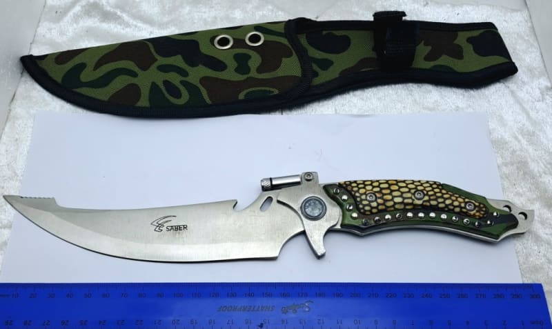 Pre-Owned USA Saber Survival Knife with Canvas Sheath
