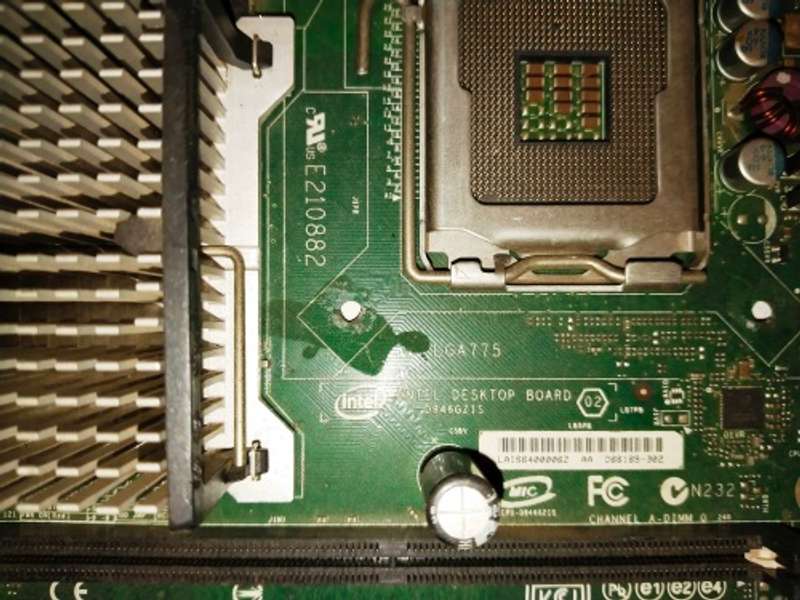 Motherboards - PC MOTHERBOARD FOR DESKTOP - INTEL MOTHERBOARD E210882 ...