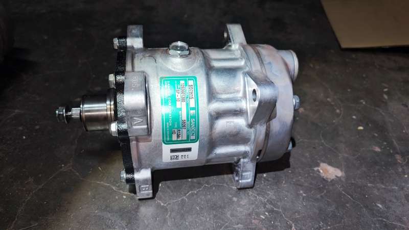 New Sanden SD7H15 A/C Compressor With PV8 Clutch – OEM Replacement Part #4711 (Fits Various Models)