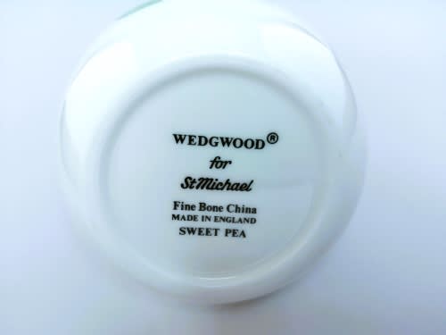 Wedgwood Sweet Pea Tall Bud Vase