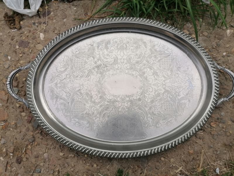Stunning detailed vintage tray