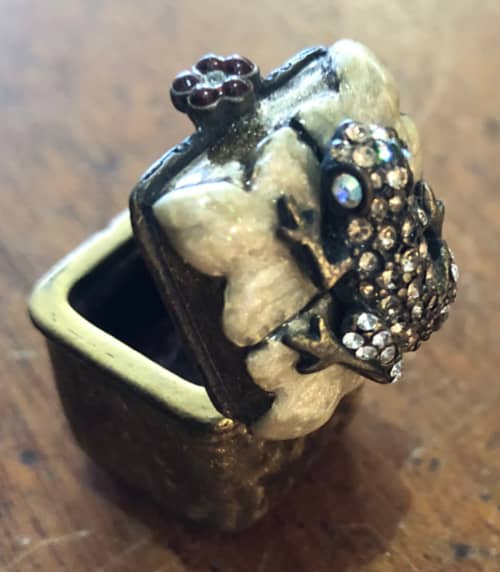 JAY STRONGWATER ENAMELED FROG PILL BOX WITH TYPICAL SWAROVSKI JEWELS