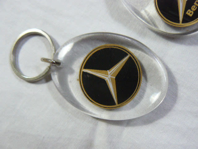 KEY RINGS X 3 IN GOOD CONDITION FOR THE MERCEDES BENZ COLLECTOR