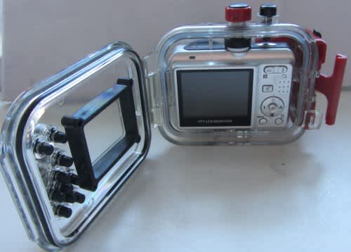 Intova IC-600 Digital Underwater Camera with Housing.