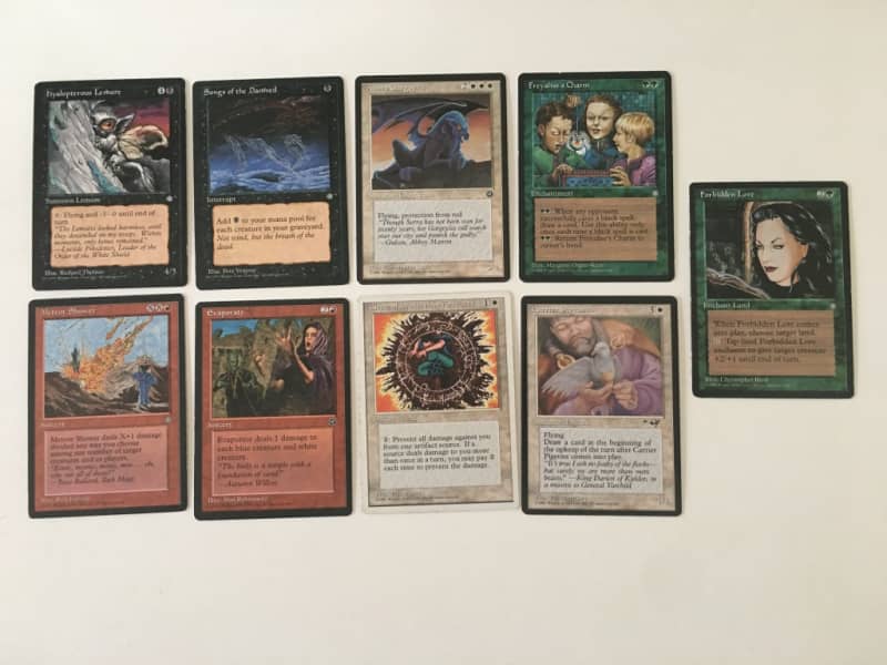 MAGIC THE GATHERING LOT OF 9 CARDS FOR R36 GET YOURS NOW!!!!!