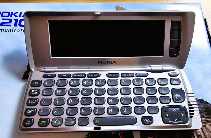Nokia Pocket Computer Nokia - Nokia 9210i Communicator Cell phone 2003 vintage state of the ...