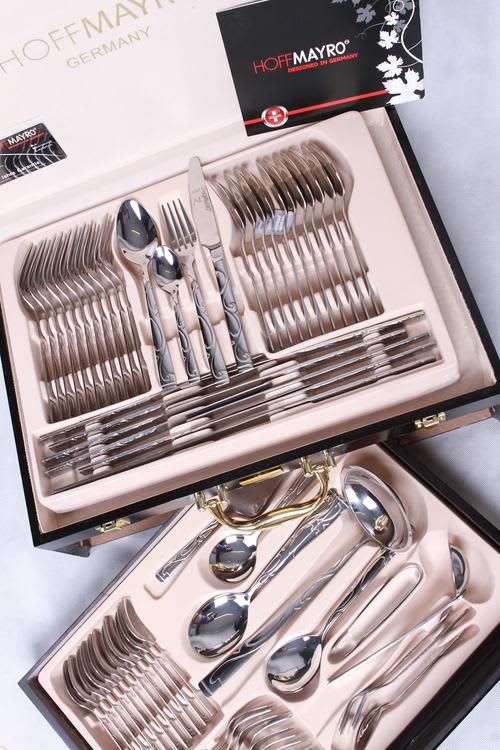 R2499****Brand New*** 72 piece cutlery set** Comes in two Drawers Wooden Box**18/10 STAINLESS STEEL*