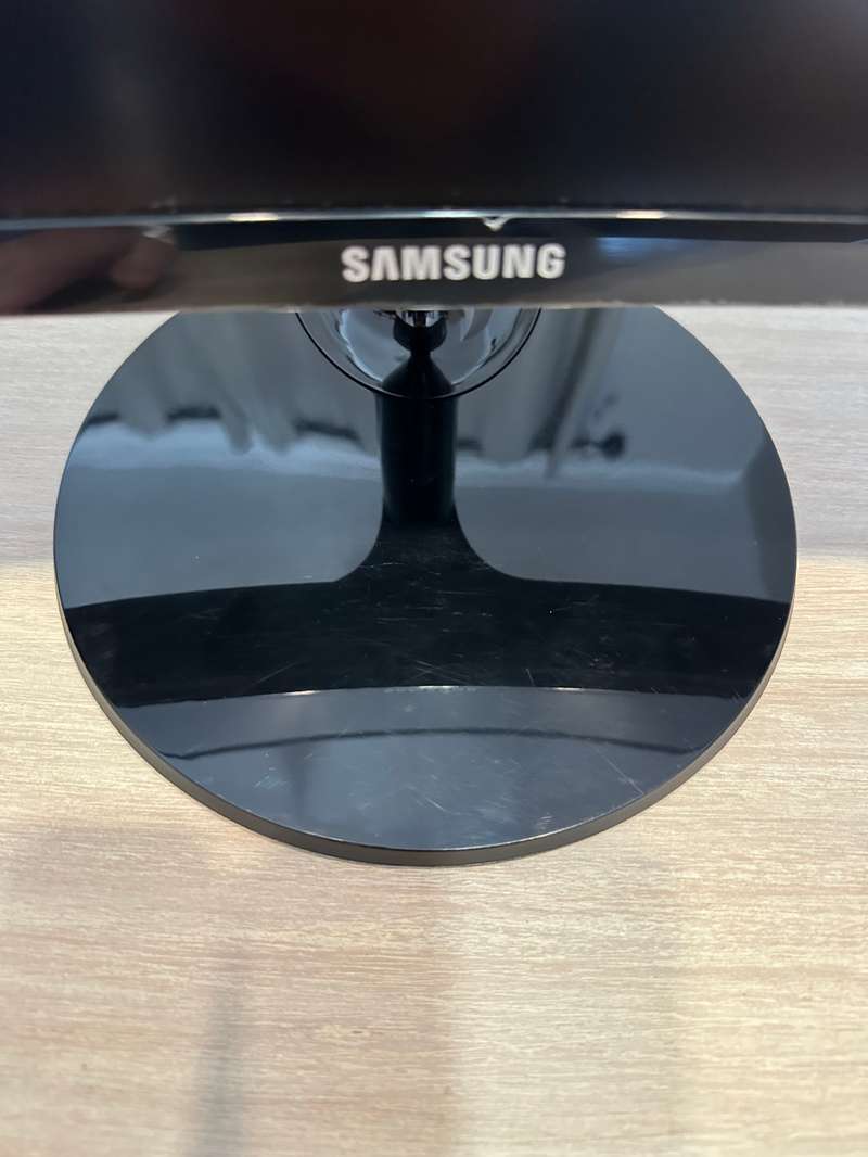 Monitors Samsung C24F390FH 24` FHD FreeSync 1800R Curved Monitor