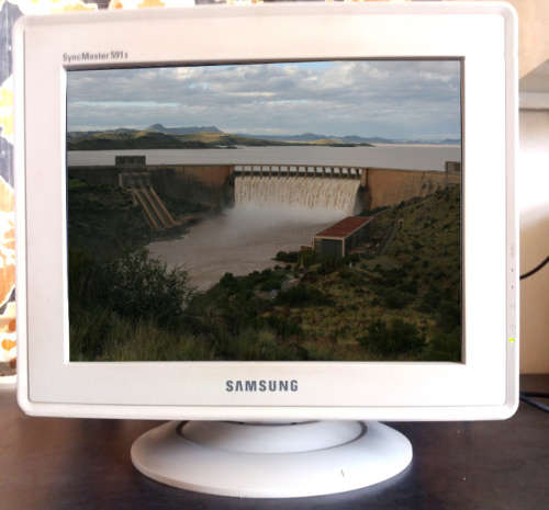 Monitors - SAMSUNG SyncMaster 591S CRT 