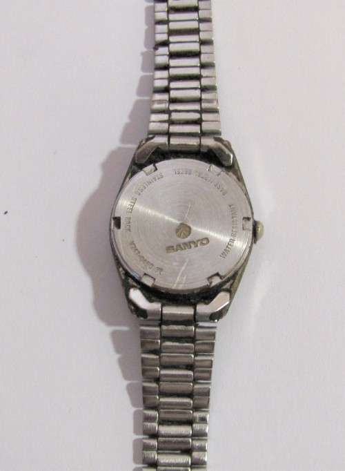 Women's Watches Vintage SANYO Ladies Quartz Watch Battery